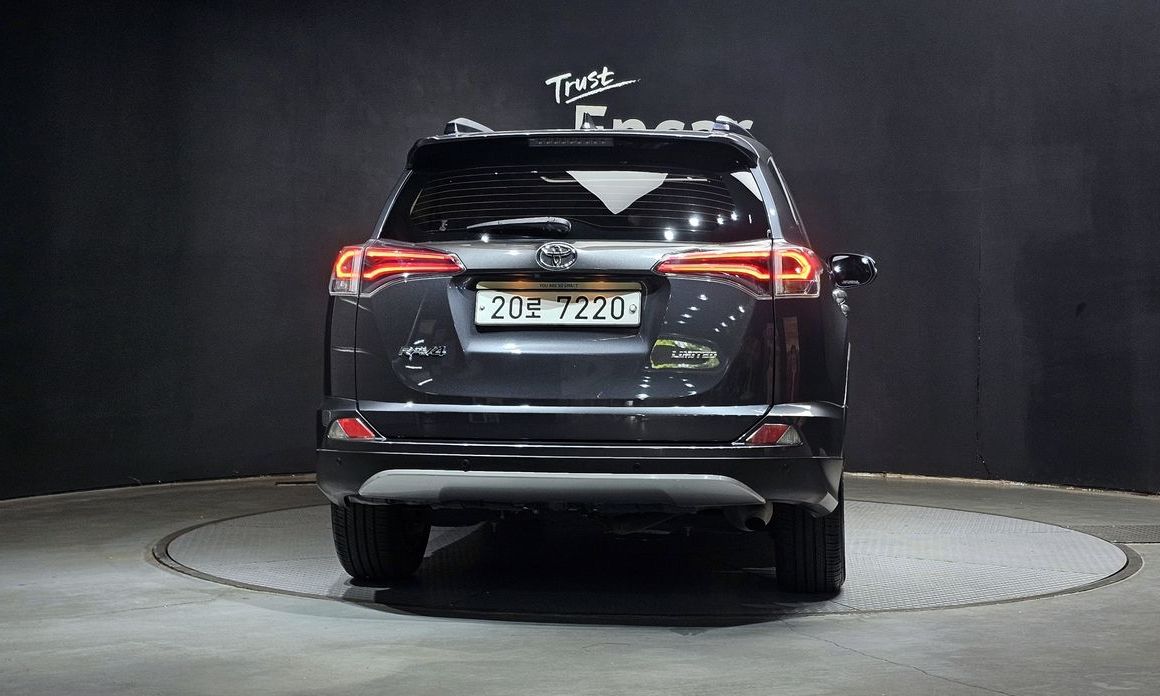 Toyota RAV4 2018