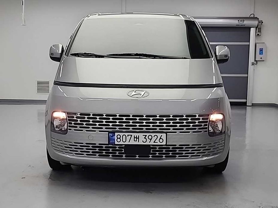 Hyundai Staria 2024