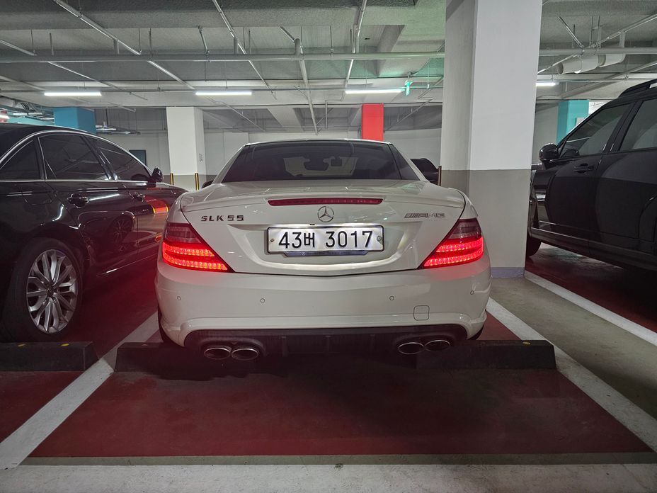 Mercedes-Benz SLK-Class 2012