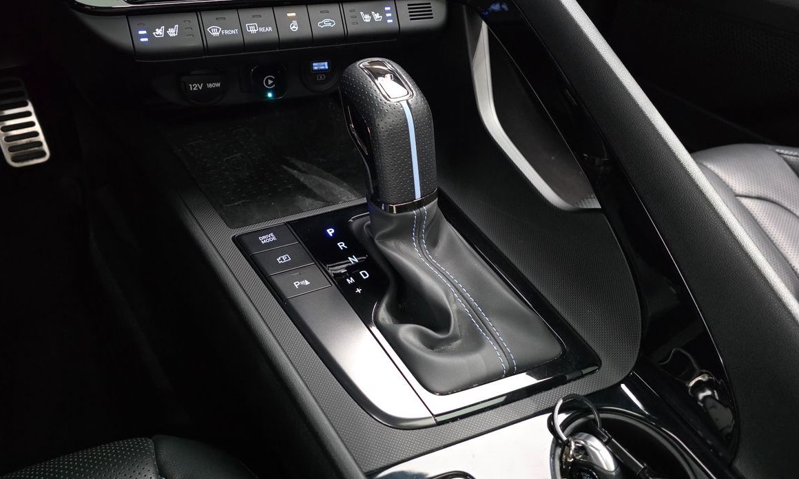 Hyundai AVANTE 2022