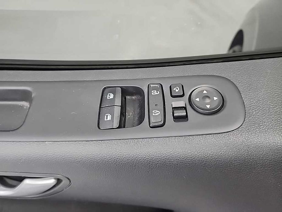 Hyundai Staria 2024