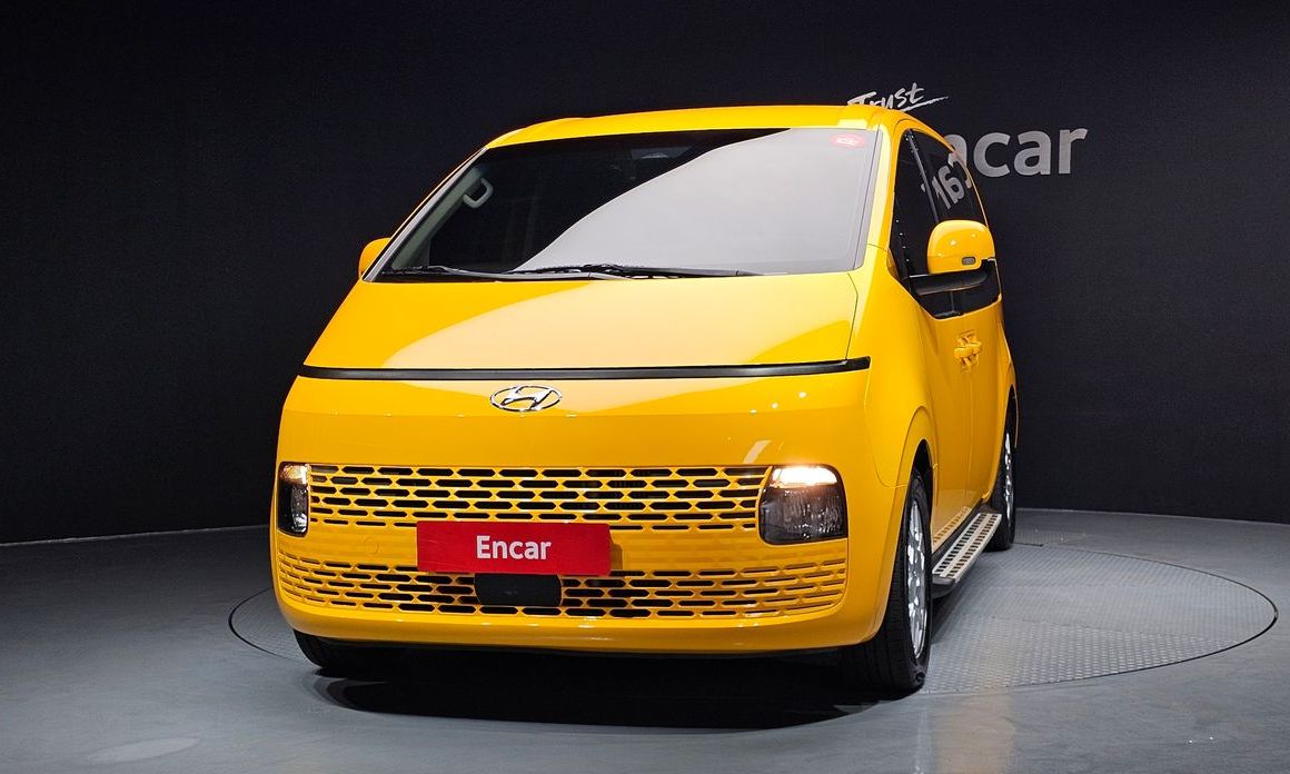 Hyundai Staria 2022