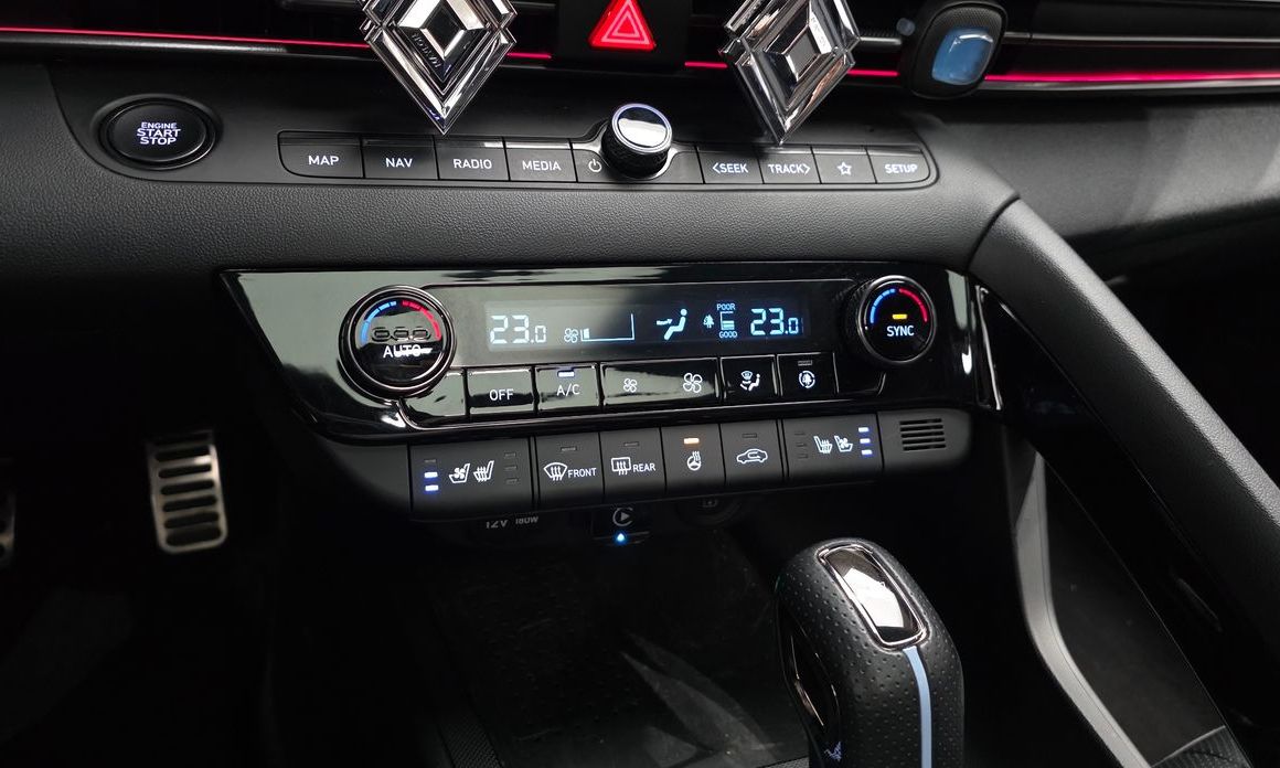 Hyundai AVANTE 2022