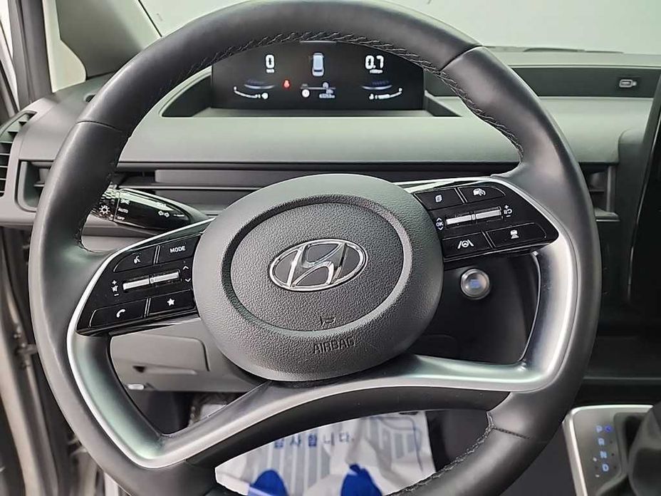Hyundai Staria 2024