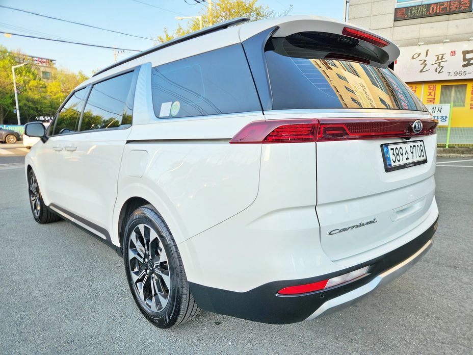 Kia Canival 2021
