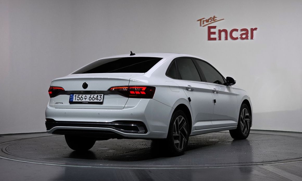 Volkswagen Jetta 2023