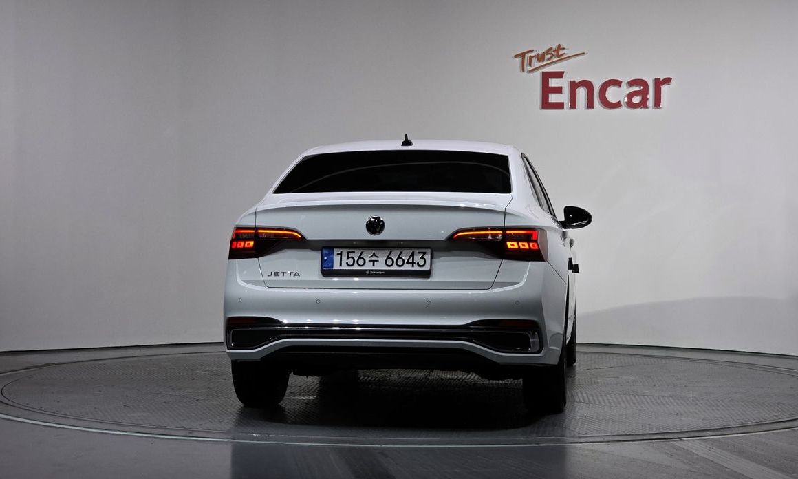 Volkswagen Jetta 2023