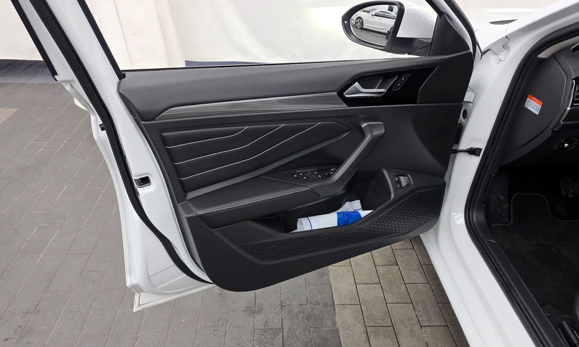 Volkswagen Jetta 2023