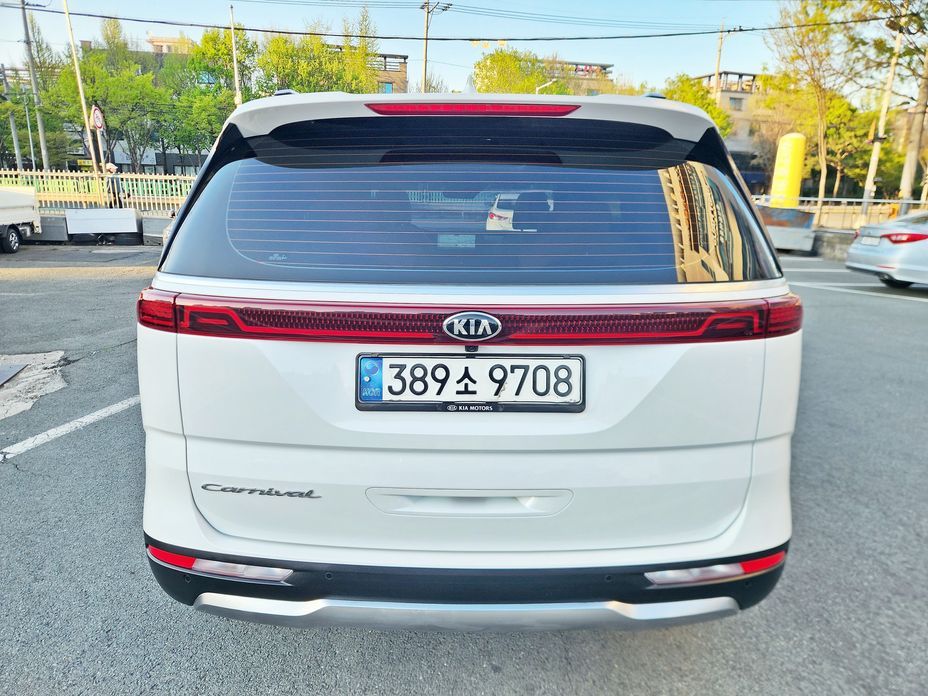 Kia Canival 2021