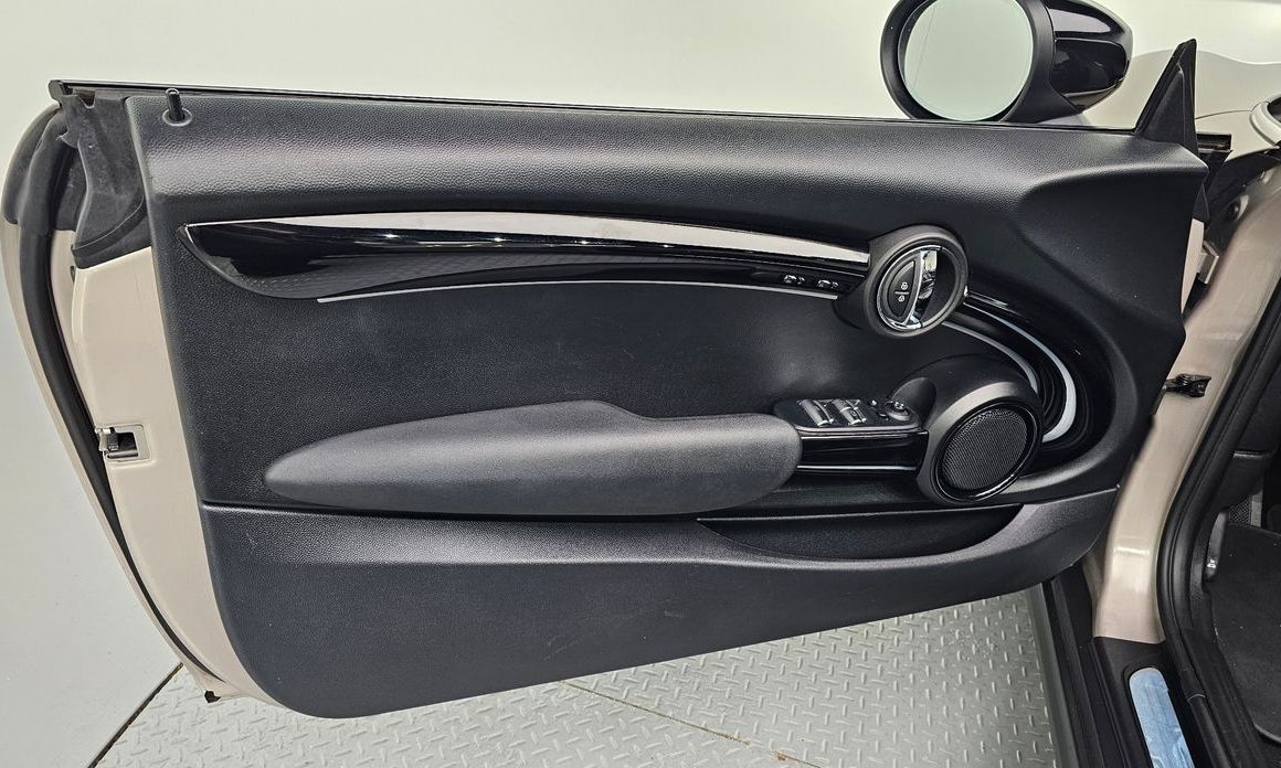 Mini Cooper Convertible 2024