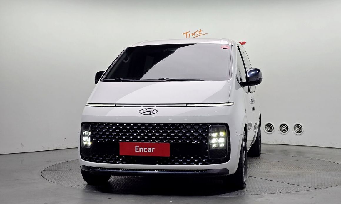Hyundai Staria 2022
