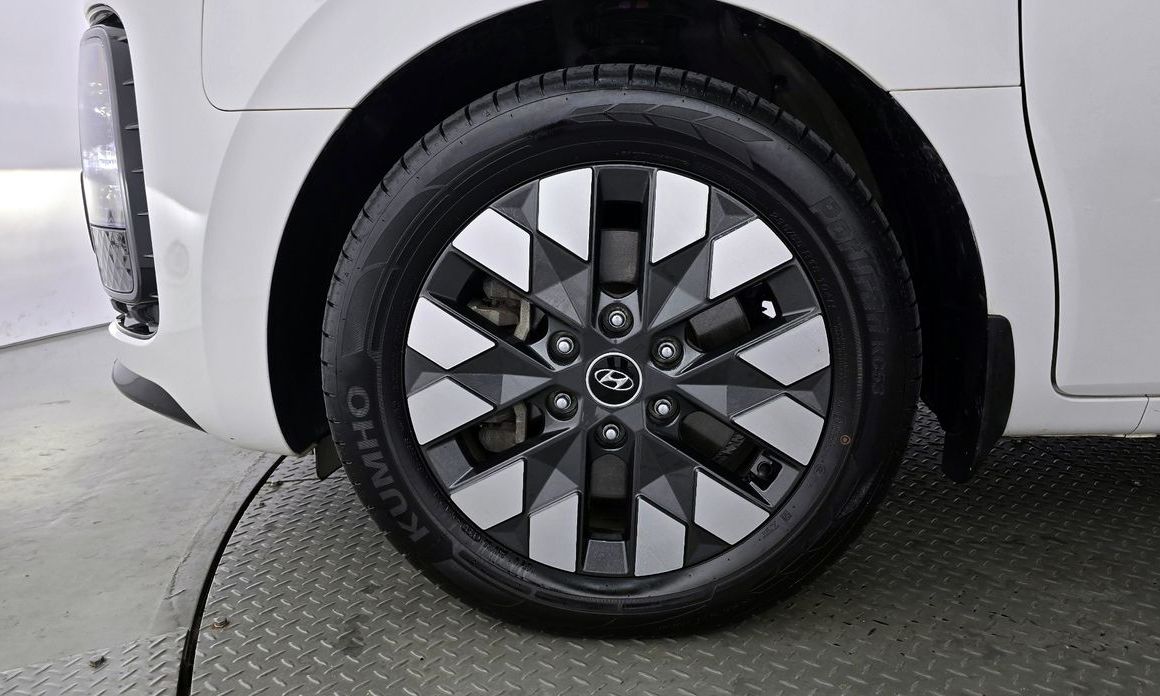 Hyundai Staria 2022