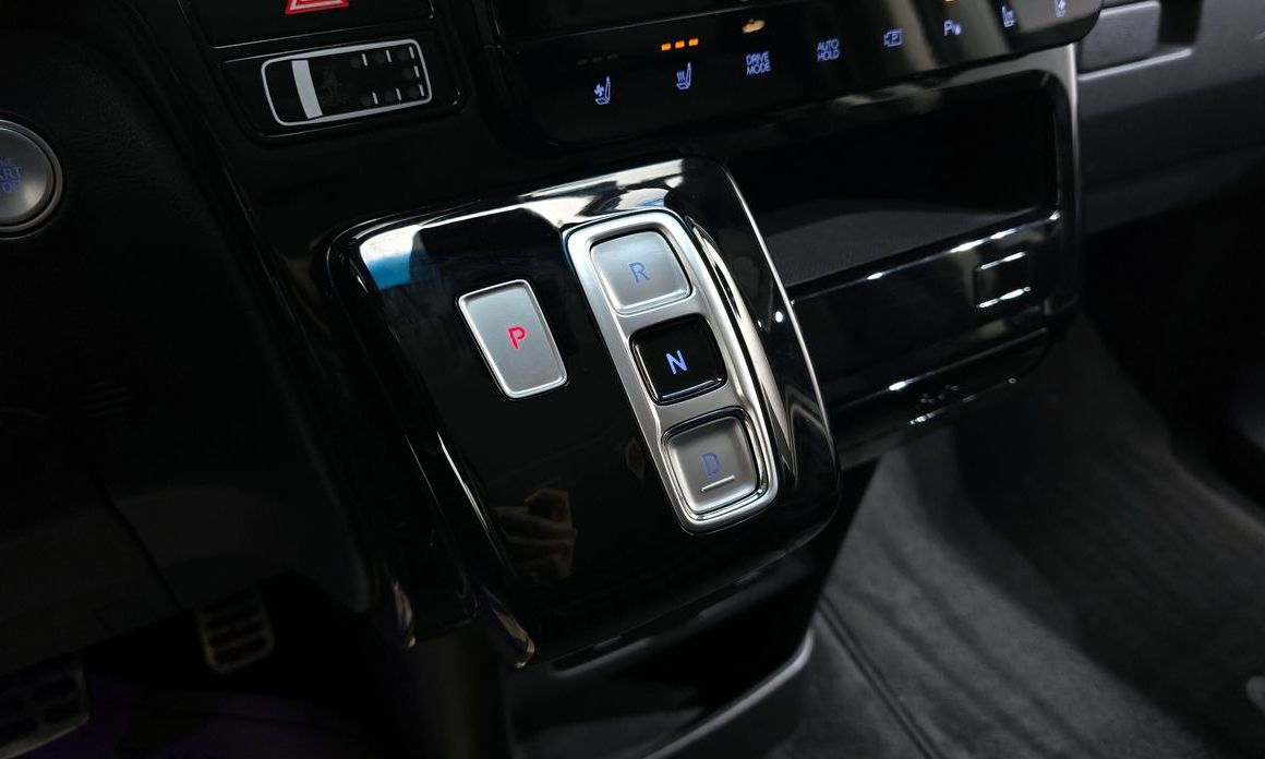 Hyundai Staria 2022