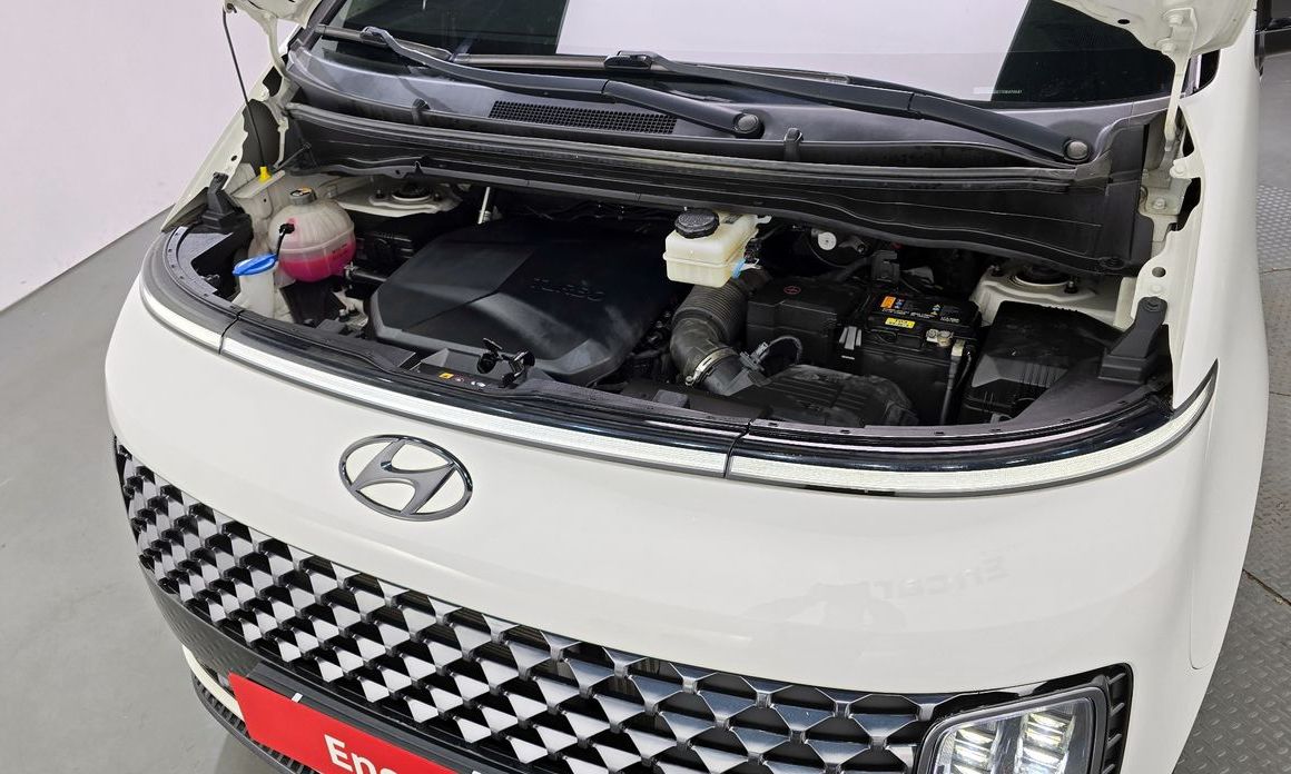 Hyundai Staria 2022