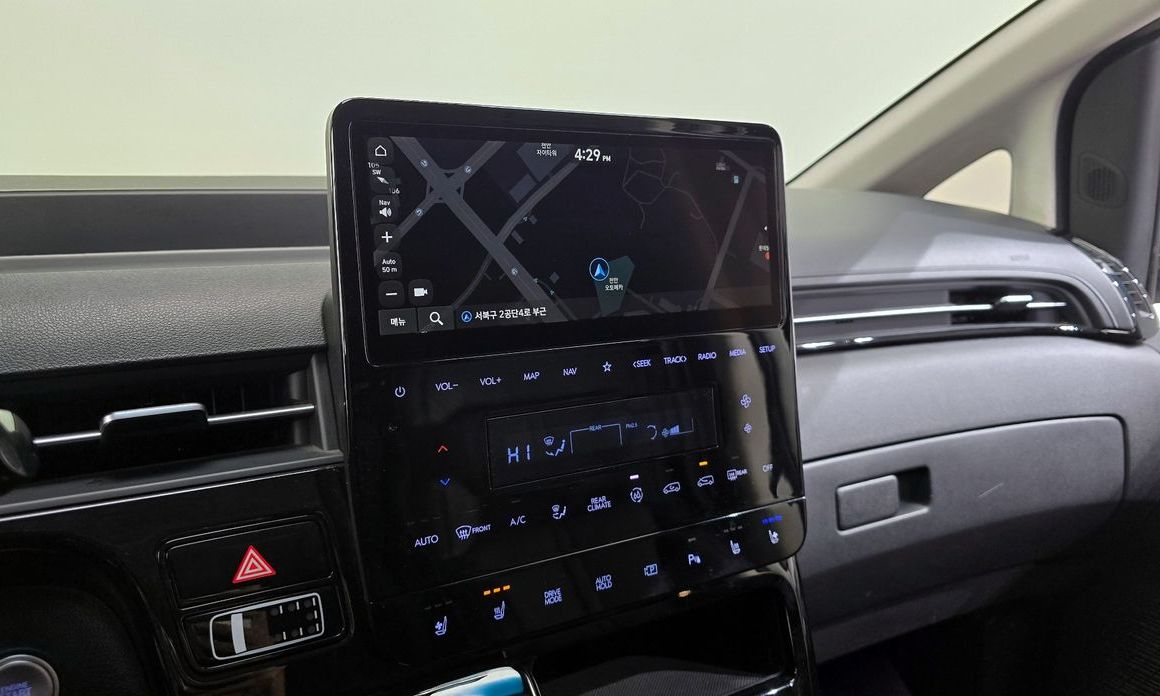 Hyundai Staria 2022