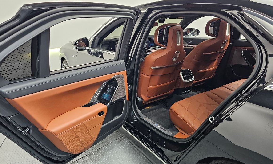 BMW 7-Series 2025