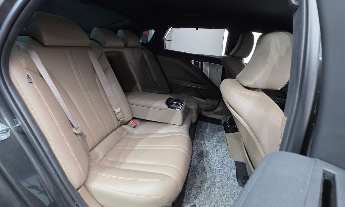Kia K8 2023
