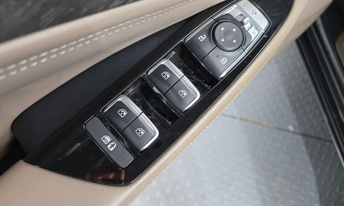 Kia K8 2023