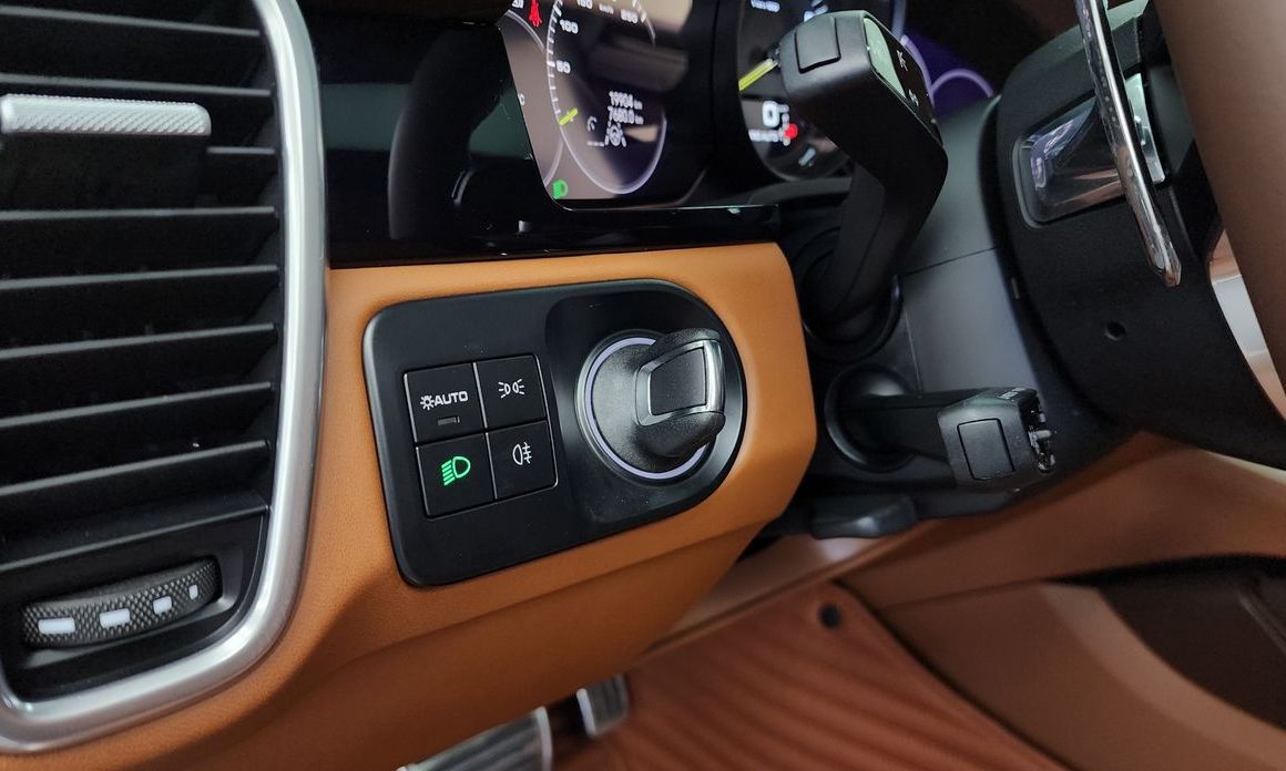Porsche Cayenne 2023