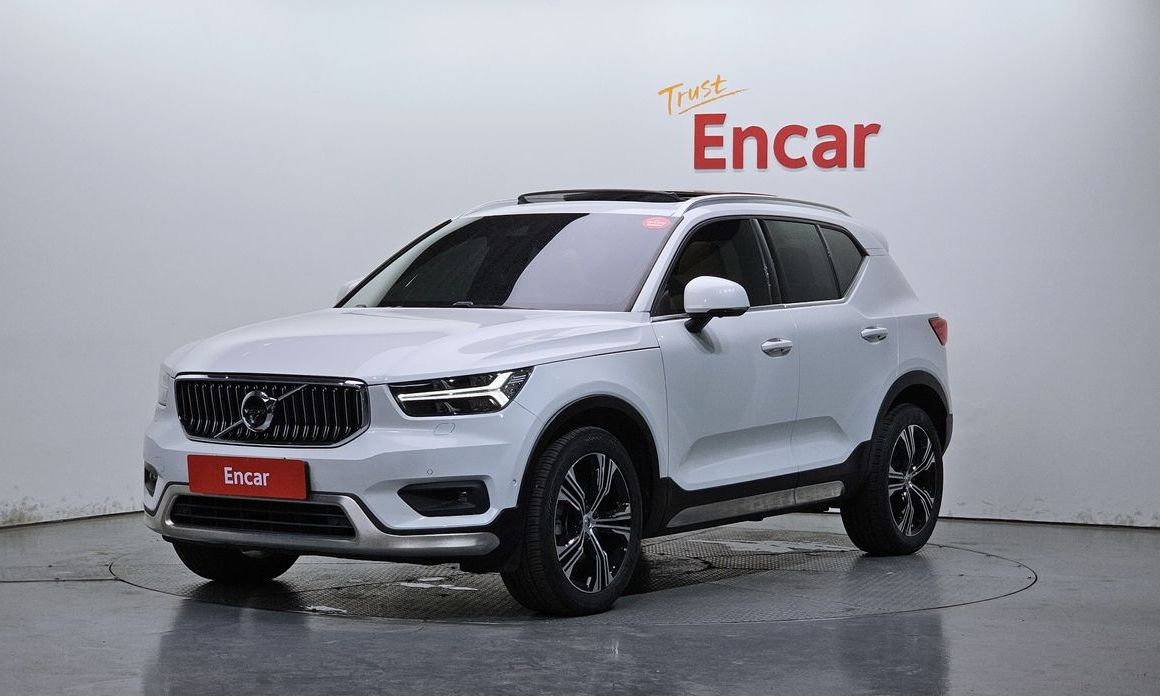 Volvo XC40 2021