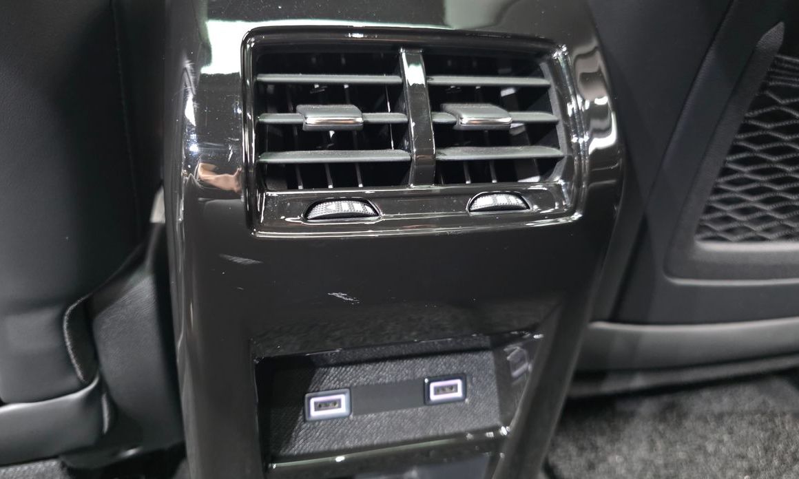 Peugeot 408 2023