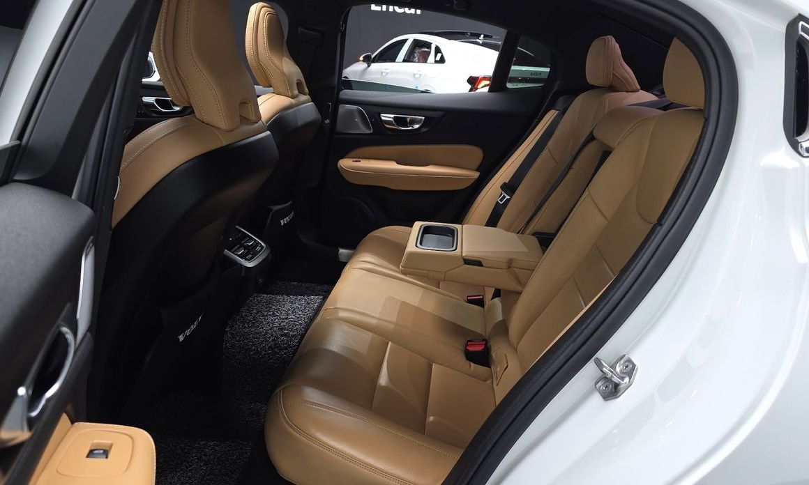 Volvo S60 2021