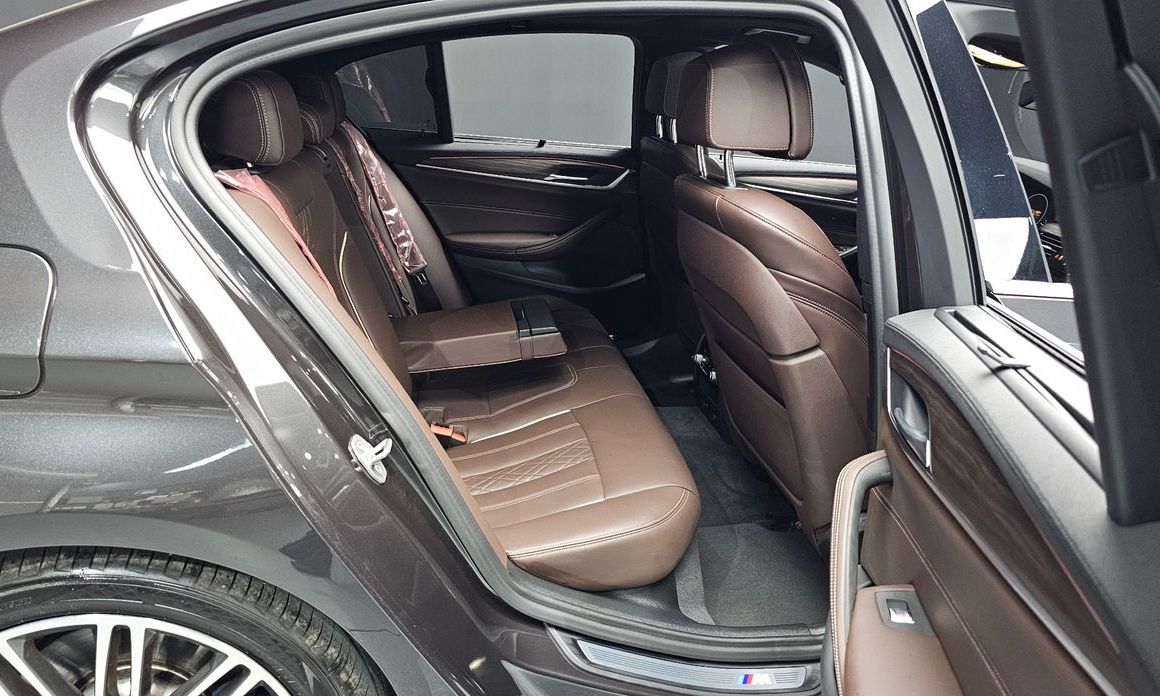 BMW 5-Series 2019