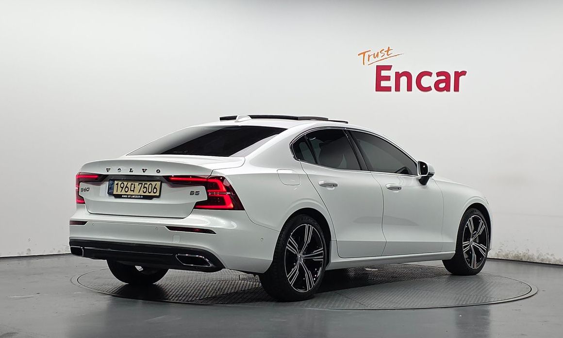 Volvo S60 2021