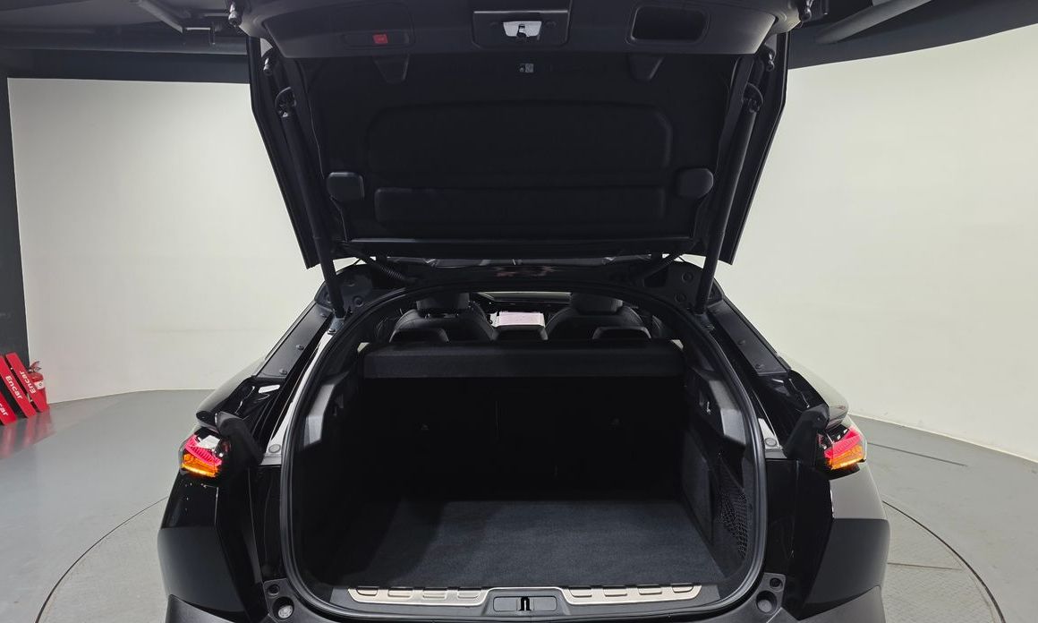 Peugeot 408 2023