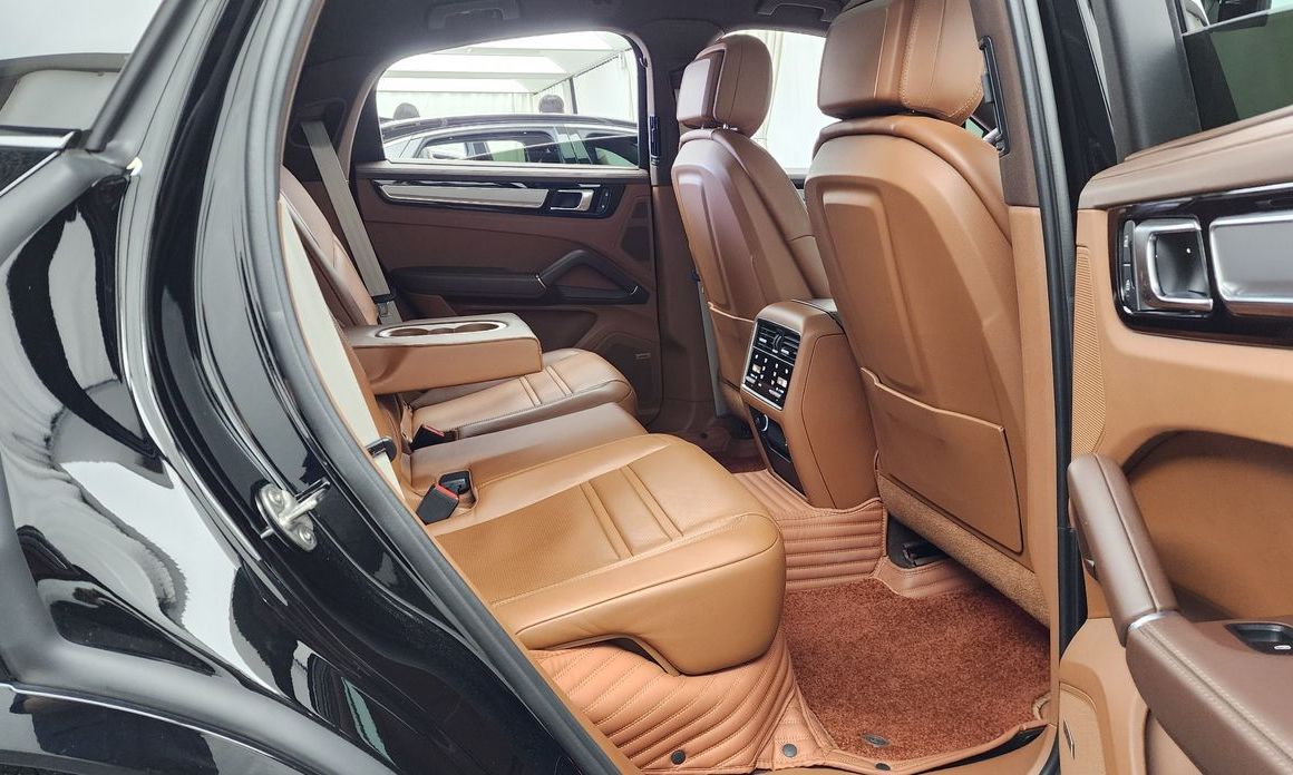Porsche Cayenne 2023