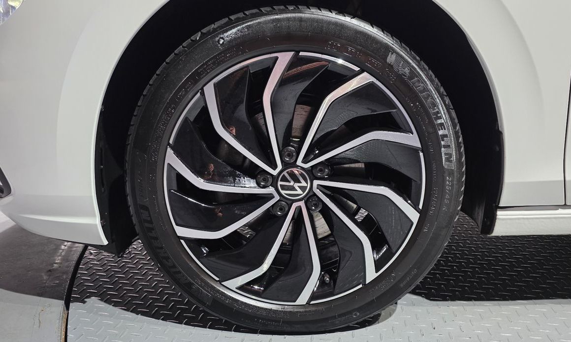 Volkswagen Golf 2023