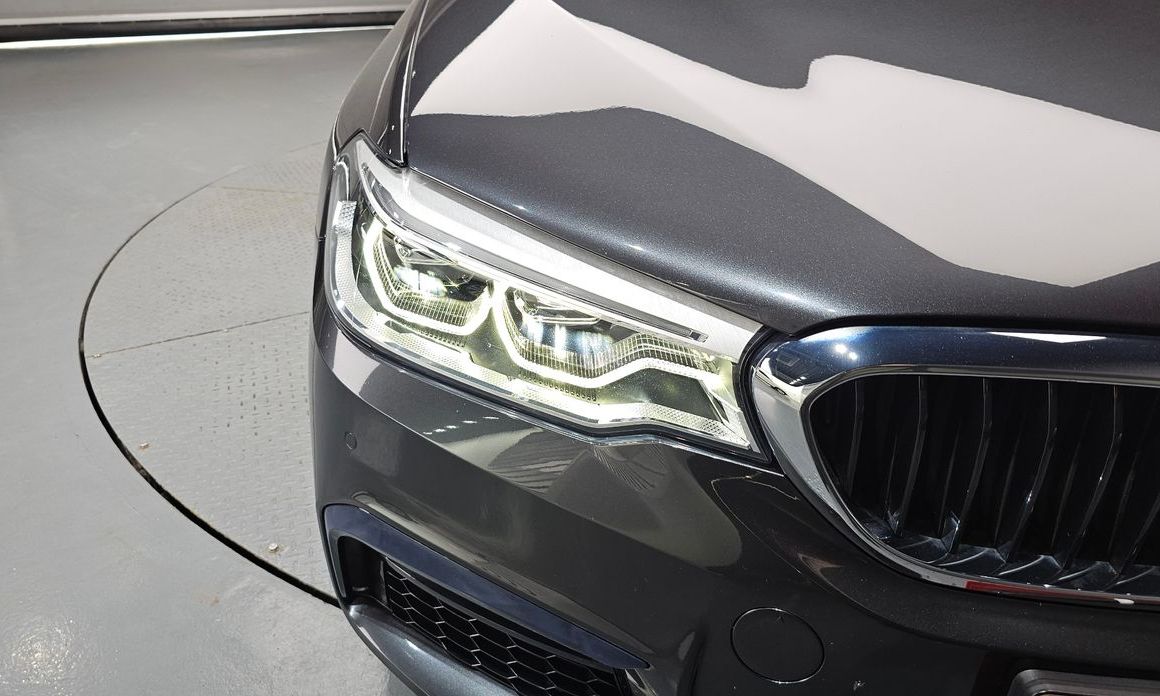 BMW 5-Series 2019