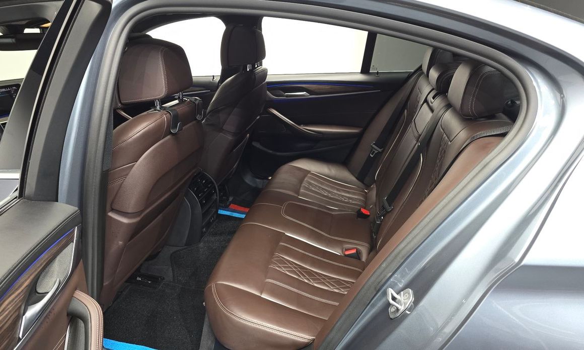 BMW 5-Series 2020