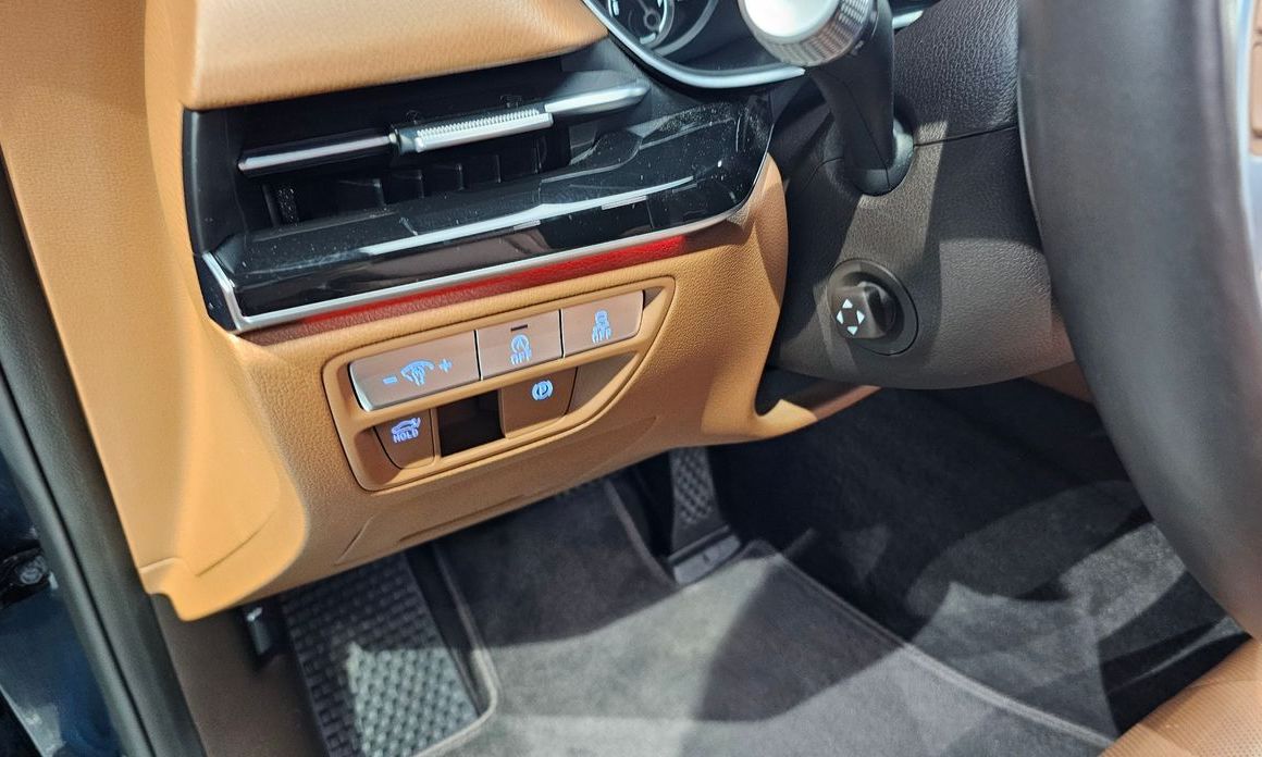 Genesis G80 2023