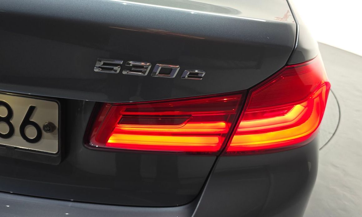 BMW 5-Series 2020