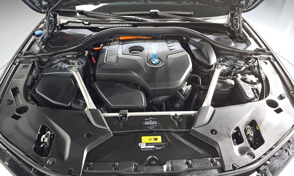BMW 5-Series 2020