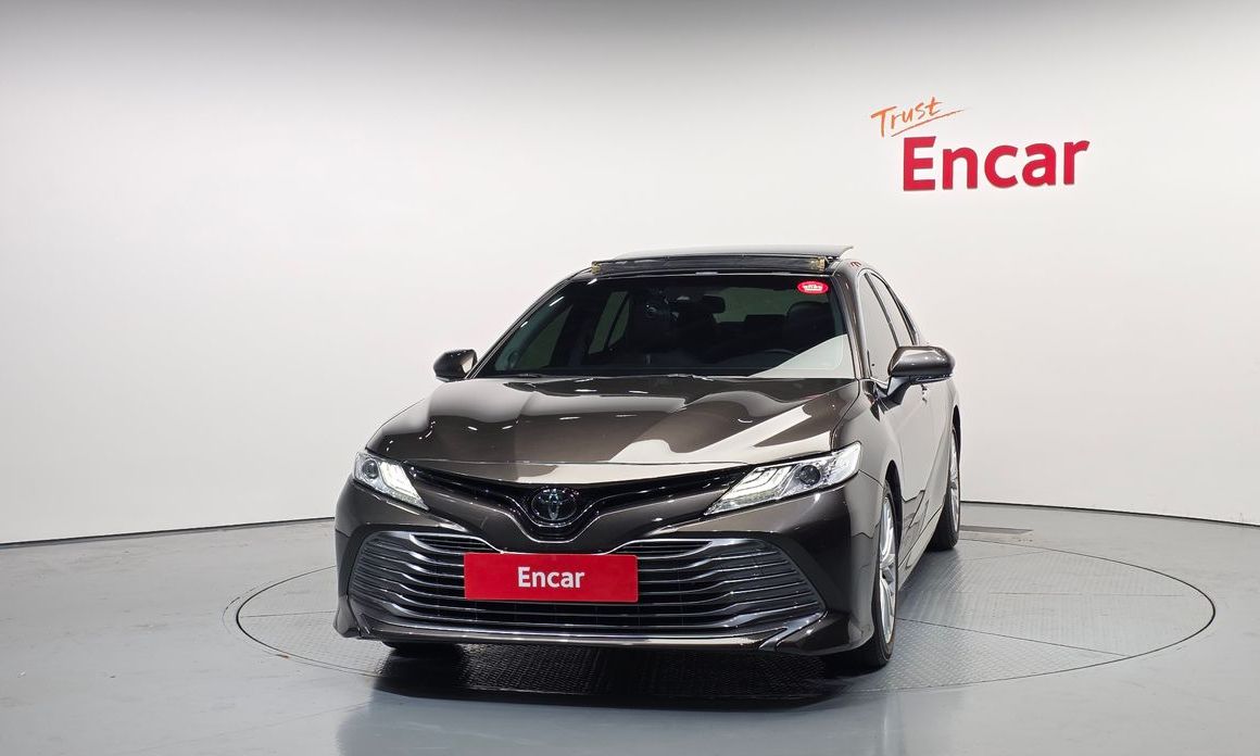 Toyota Camry 2019