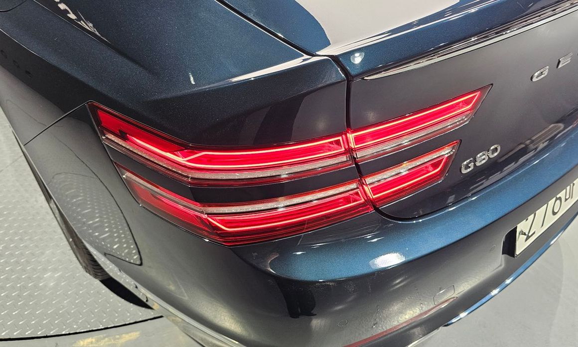 Genesis G80 2023