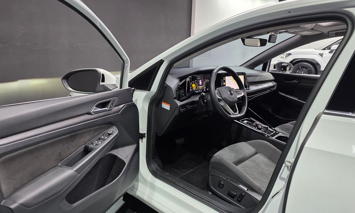Volkswagen Golf 2023