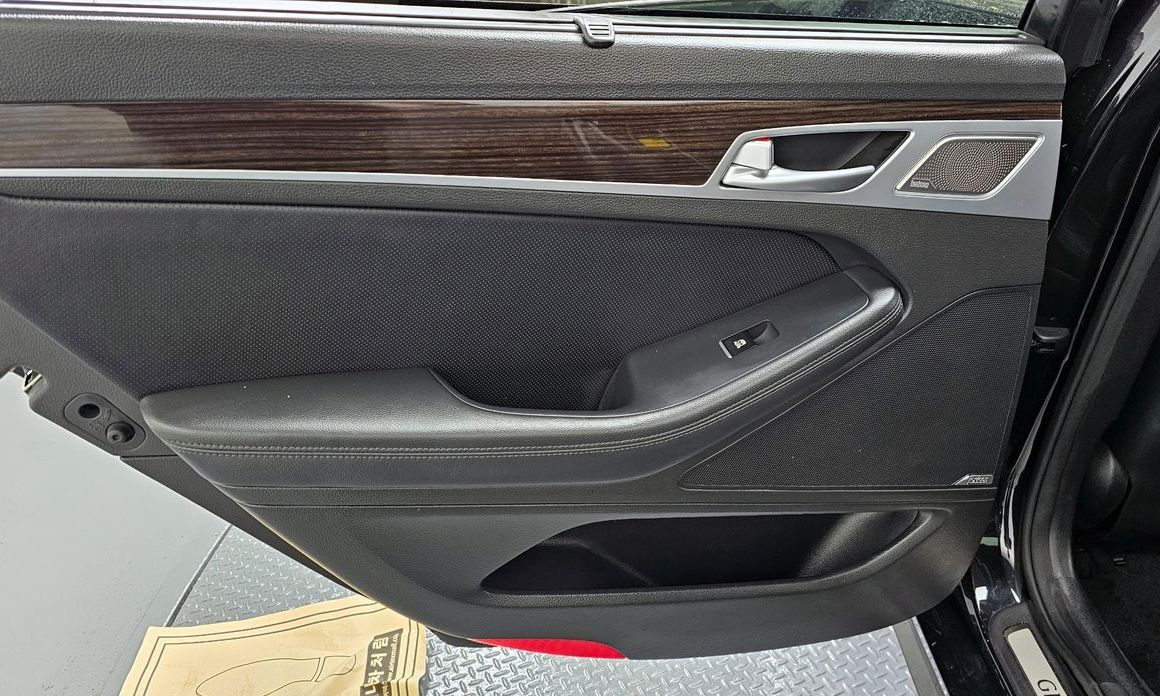 Genesis G80 2018