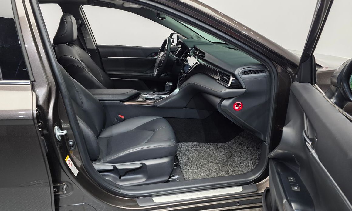 Toyota Camry 2019