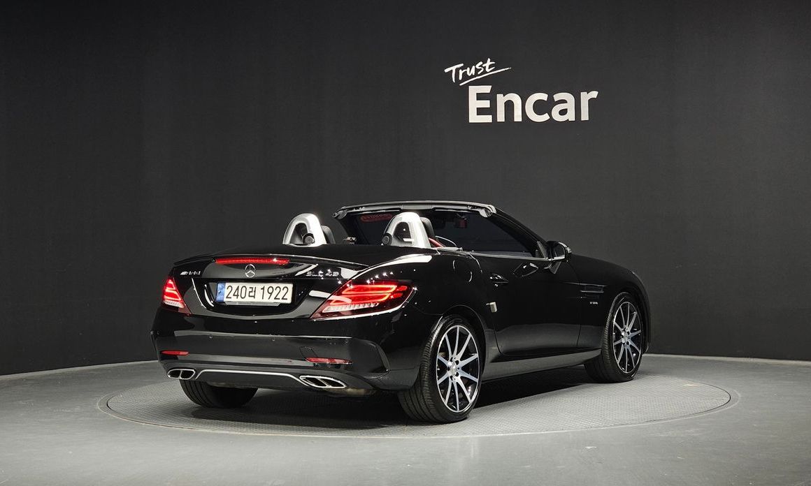 Mercedes-Benz SLC-Class 2018