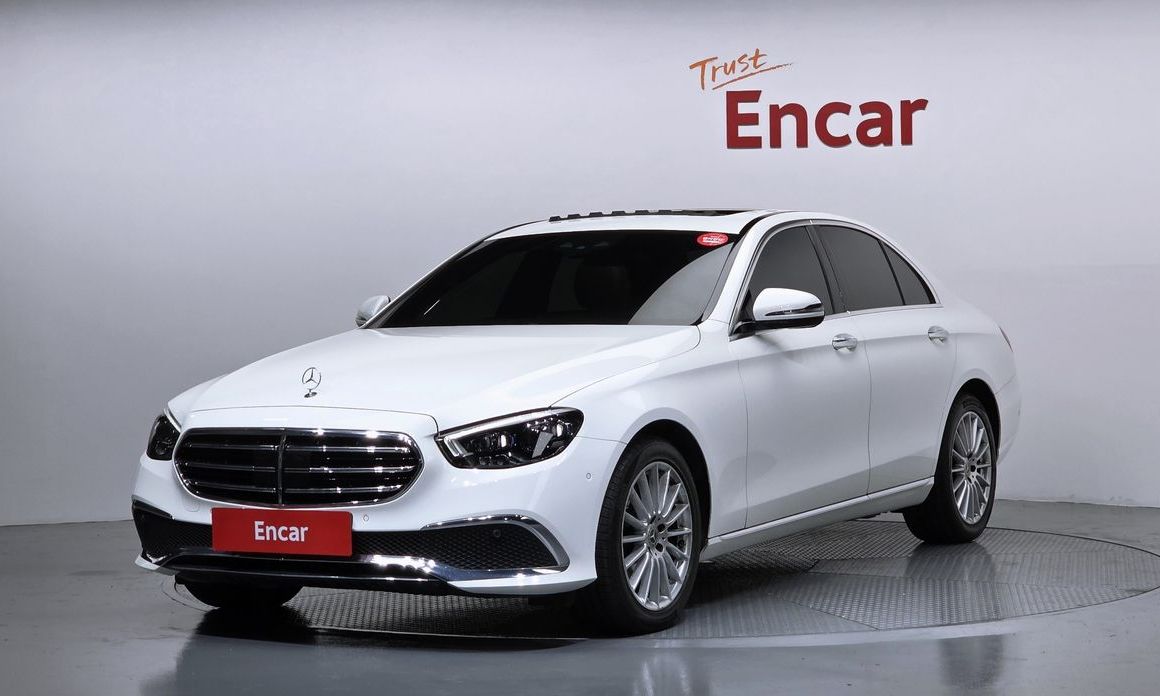 Mercedes-Benz E-Class 2021