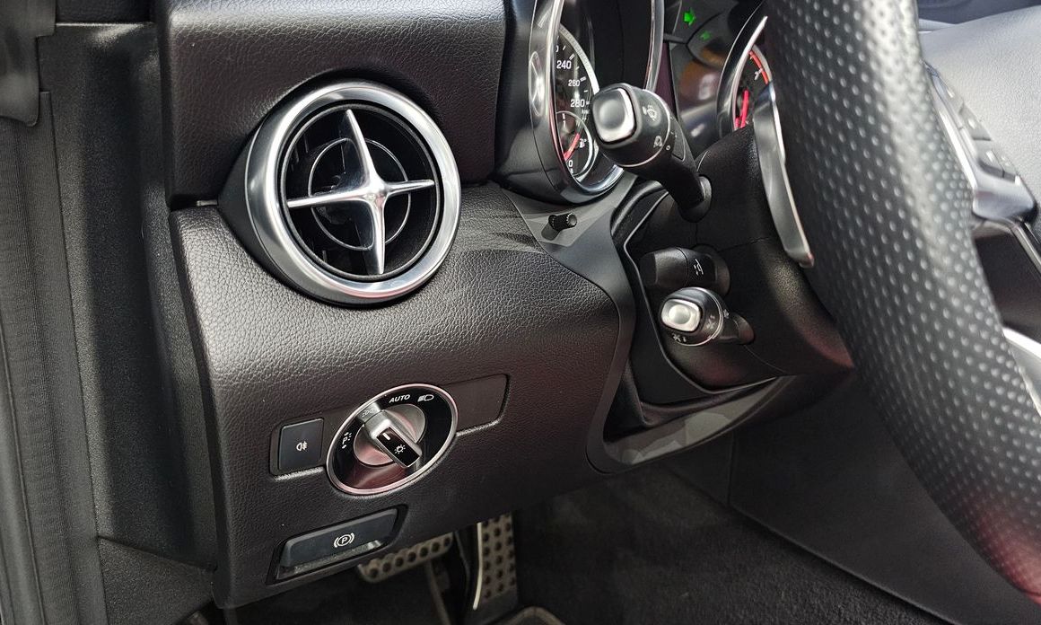 Mercedes-Benz SLC-Class 2018
