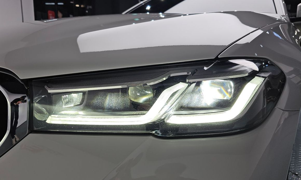 BMW 5-Series 2021