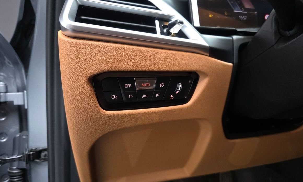 BMW 3-Series 2025