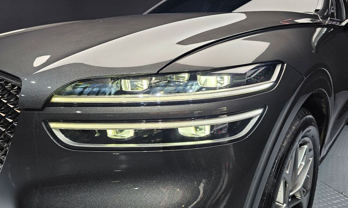 Genesis GV70 2024