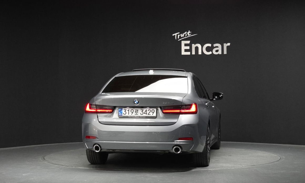 BMW 3-Series 2025