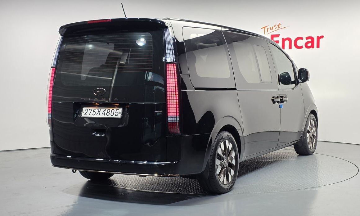 Hyundai Staria 2022