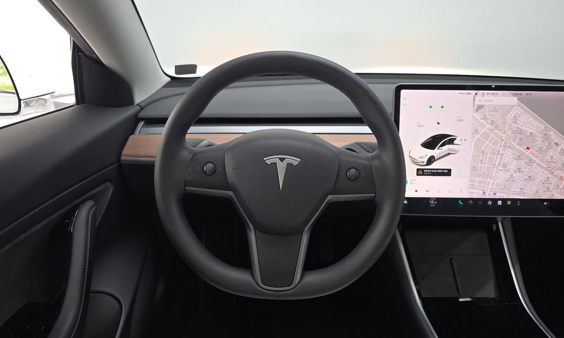 Tesla Model 3 2020